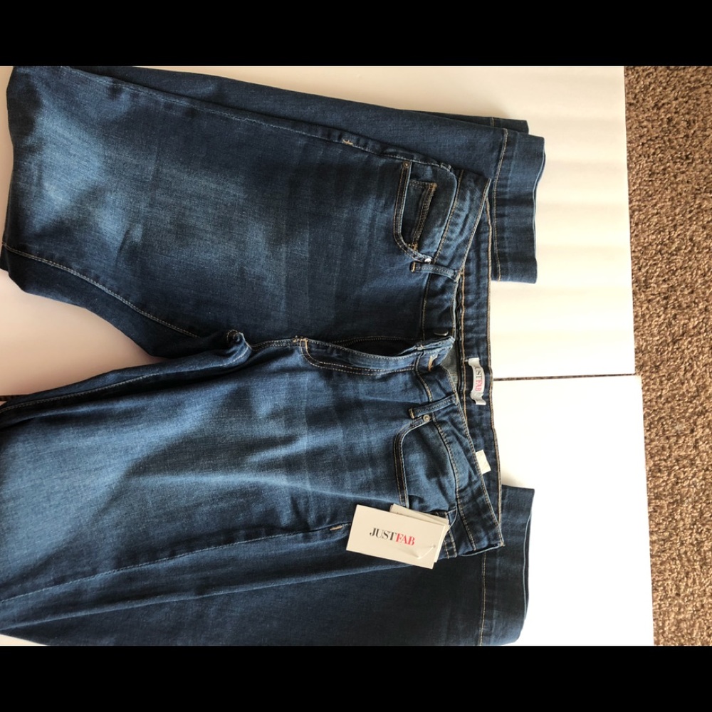 JustFab jeans sz 33 NWT
